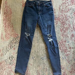 Old navy rockstar distressed skinny jeans